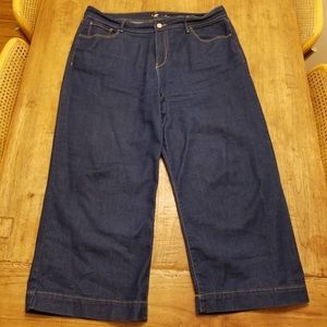 Old Navy crop wide leg jeans